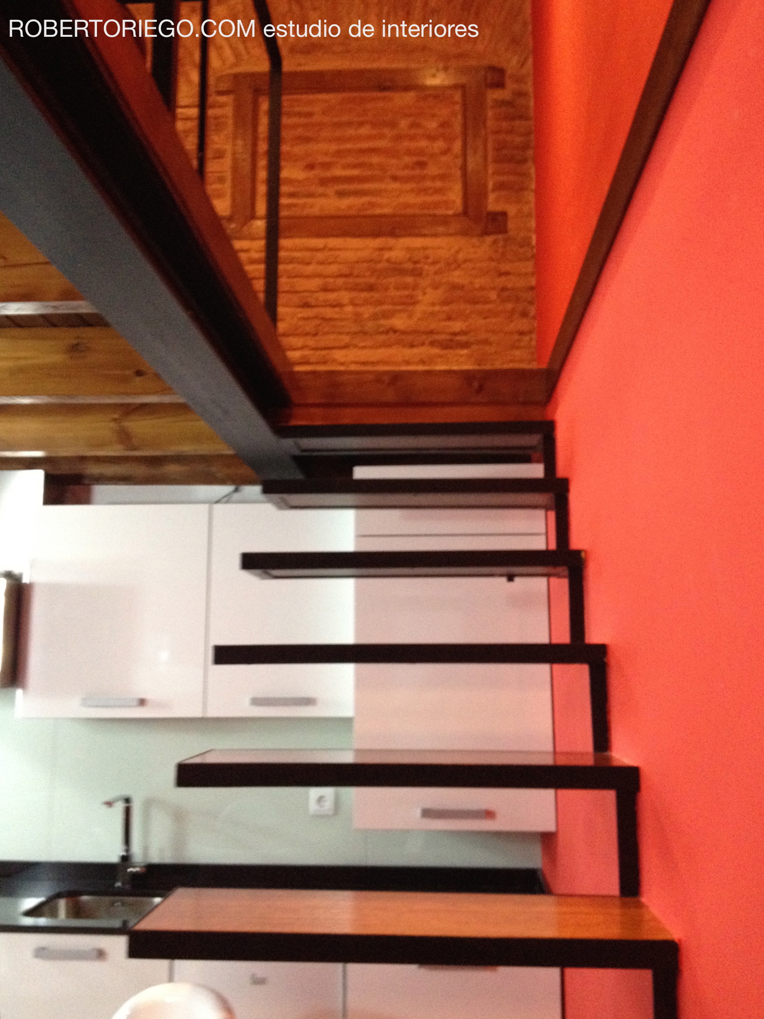 Proyecto de interiorismo vanguardista Loft Calle Rúa - Luale Proyectos