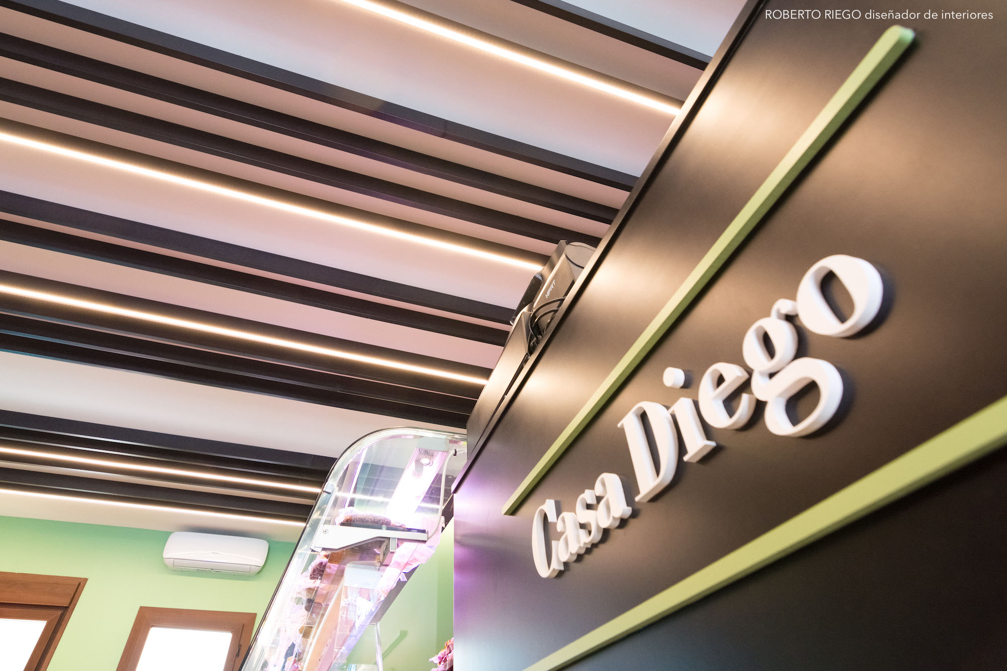 Proyecto de Interiorismo para Local Comercial Casa Diego - Luale Proyectos
