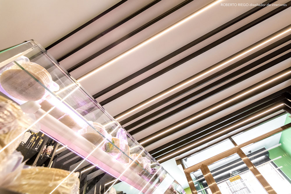 Proyecto de Interiorismo para Local Comercial Casa Diego - Luale Proyectos
