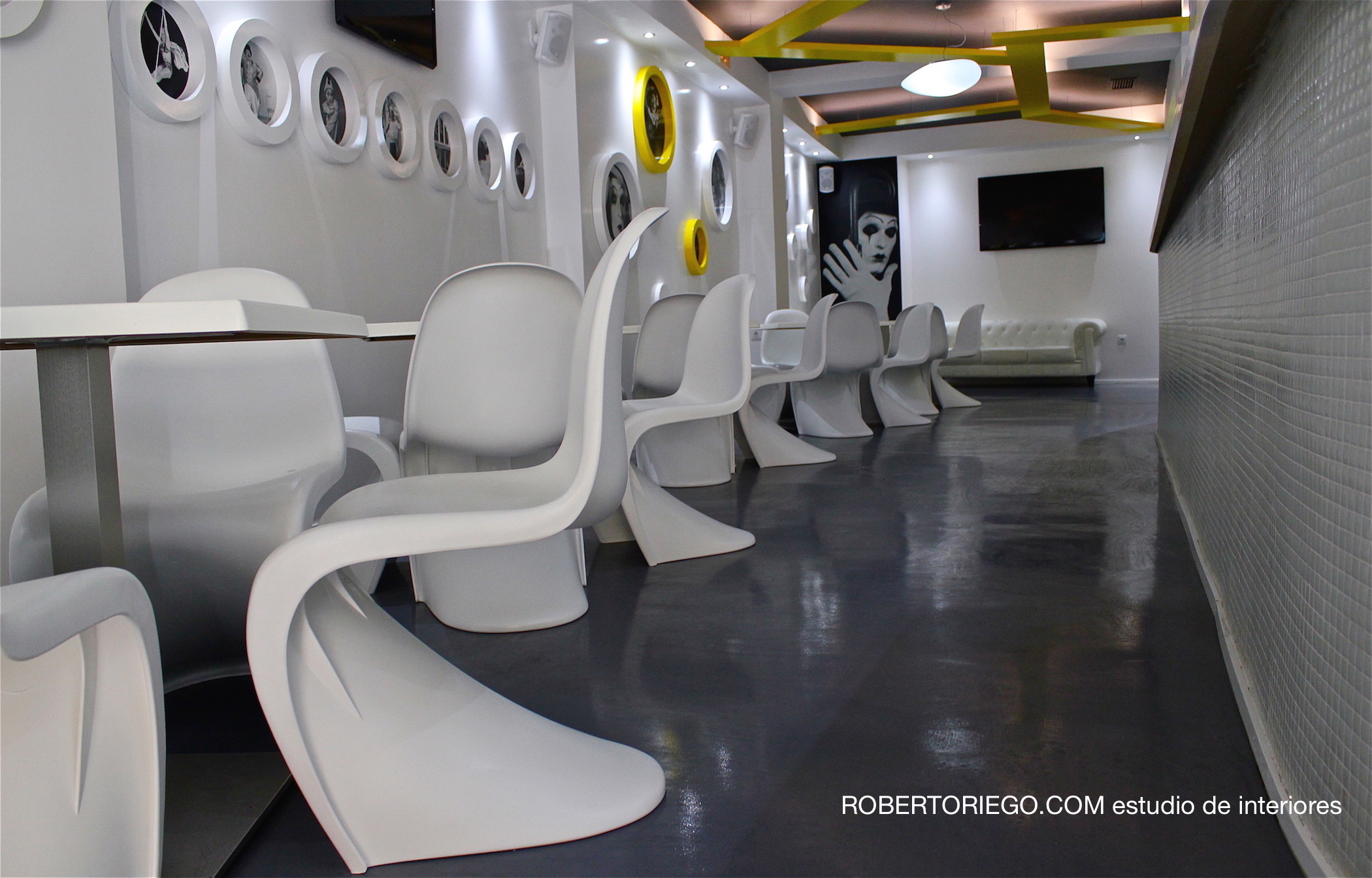 Mobiliario Bar