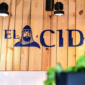 Interiorismo de tienda y escaparate – FRUTERÍA EL CID