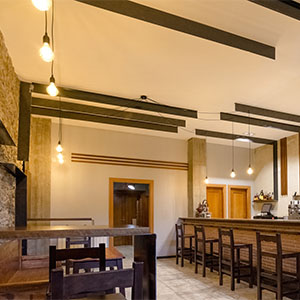 Proyecto de interiorismo en bar y restaurante – LUALE PROYECTOS