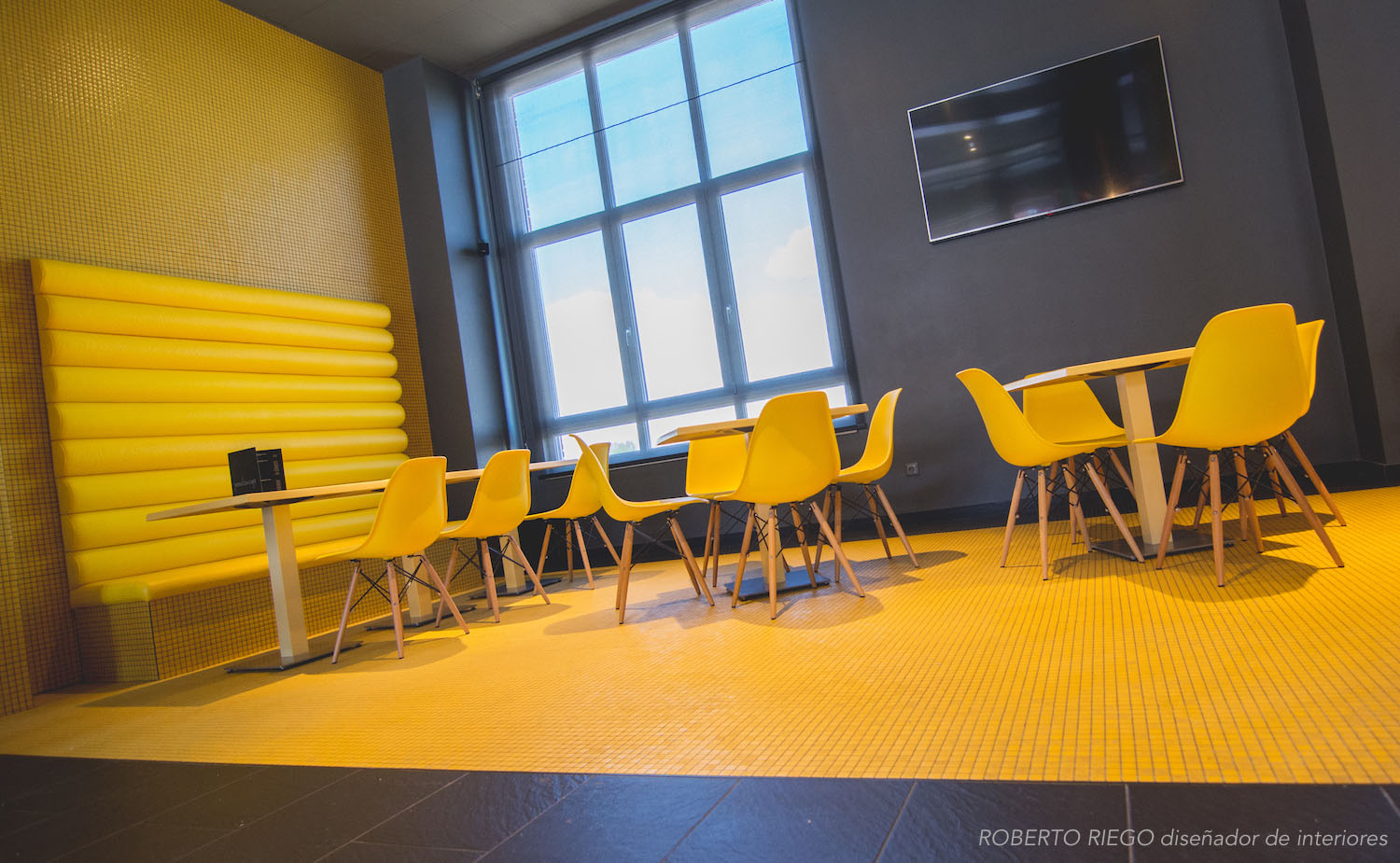 Proyecto de Interiorismo Moncloa Café