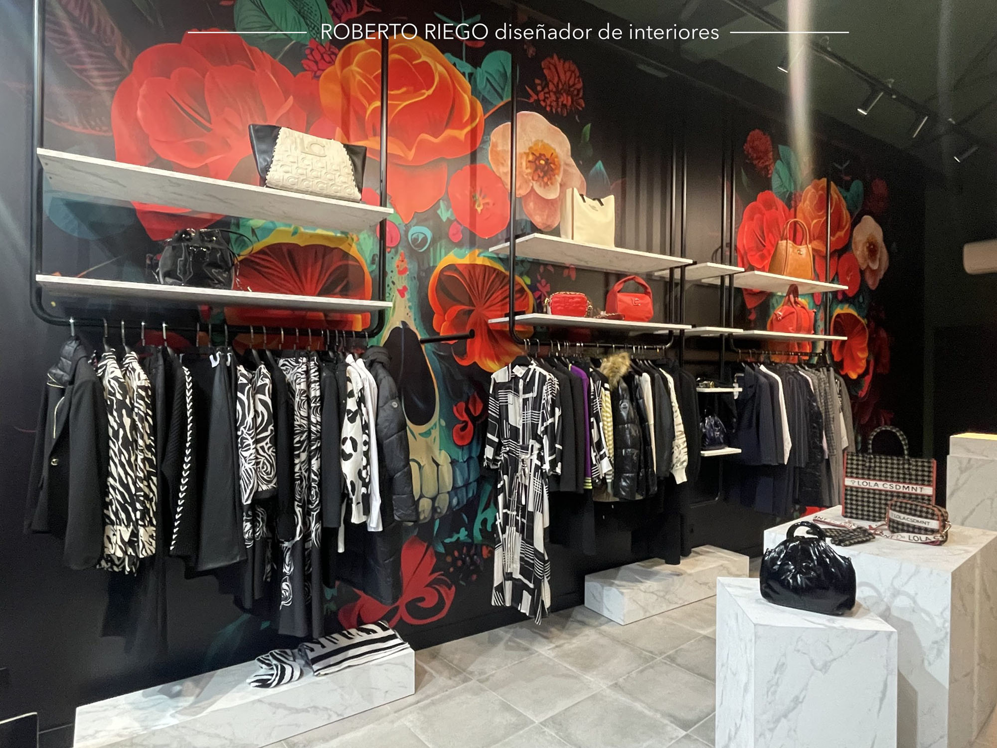 Diseño de Interior y Escaparate para tienda Rhapsody Shop Zamora - Luale Proyectos