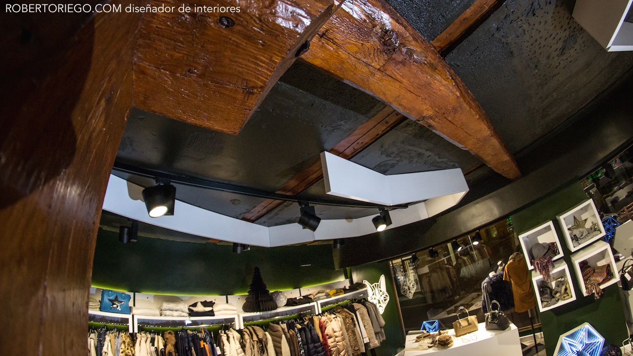 Diseño de interior Showroom Zorro Face - Luale Proyectos